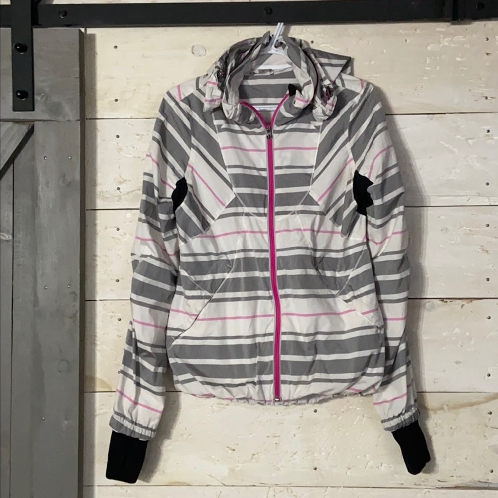 Lululemon run hustle jacket 🦄